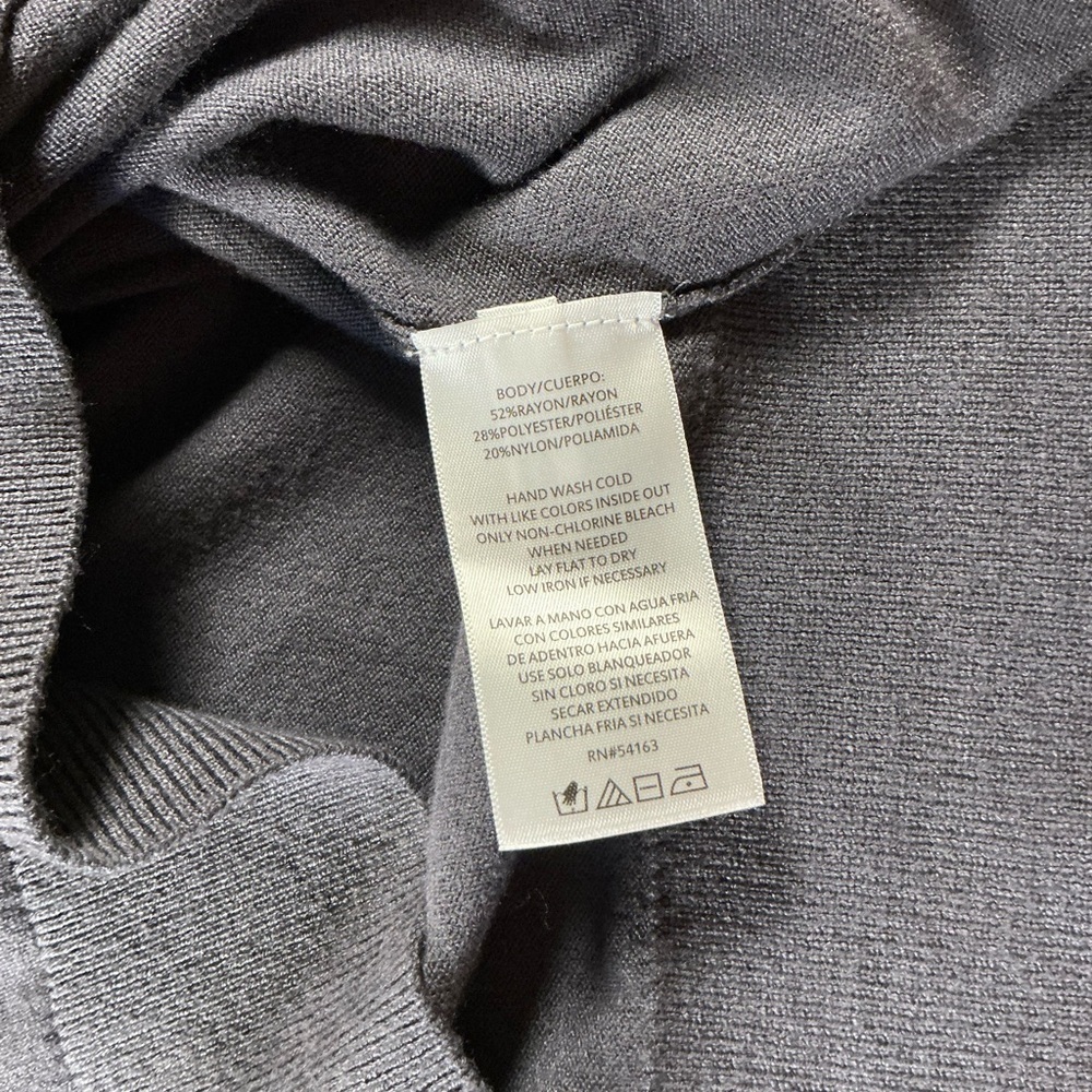 NWT DKNY Women’s Charcoal Sleeveless Lightweight Sweater Sz XL - Picture 4 of 5